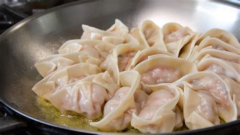 How to Craft Scrumptious Dumplings: A DIY Guide for the Homemade Master ...