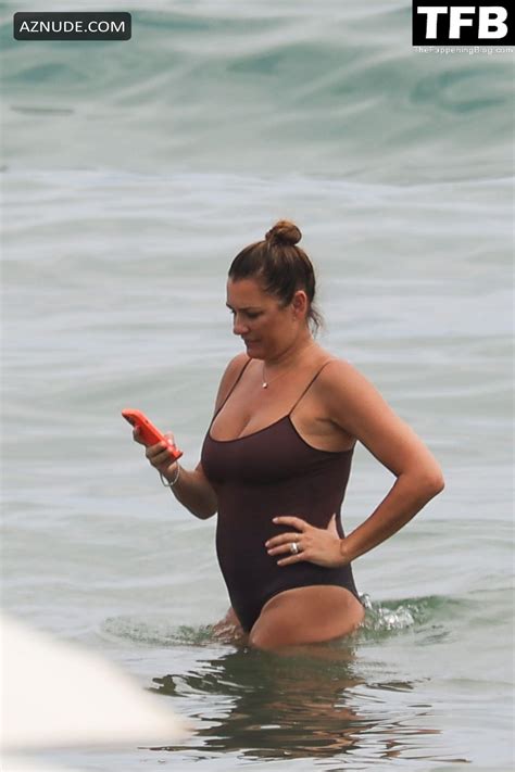 Alena Seredova Sexy Seen Flaunting Her Hot Figure At The Beach Alongside Alessandro Nasi In