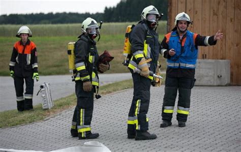 Jahresübung der Feuerwehr Tettenhausen 23 06 2014 Einsatzfotos von