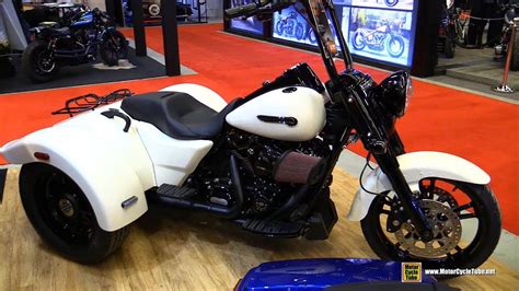 2019 Harley Davidson Freewheeler S Customized Walkaround 2019