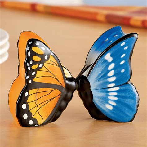 Magnetic Butterflies Salt And Pepper Shaker Set Collections Etc