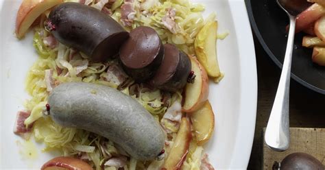 Blut Und Leberwurst Mit Apfel Kohl Salat Migusto