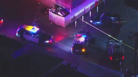 Deputies Shoot Robbery Suspect In Norwalk Fox 11 Los Angeles