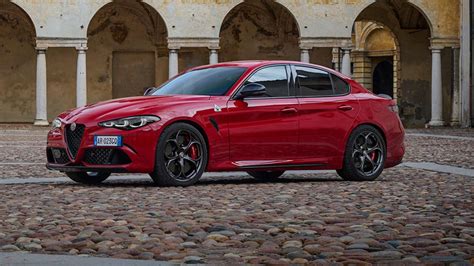 Stelvio Quadrifoglio