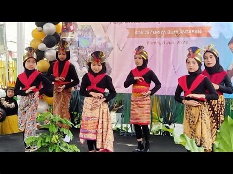 TARI KREASI BUNGONG JEUMPA KELAS 1B SDN 267 GRIBA YouTube