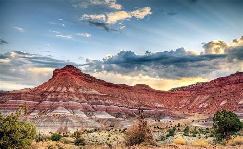 The Stunning Colors Of Paria River Canyon In Utah