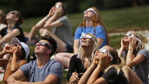 Guide to total solar eclipse in Indiana: Weather, watching and more