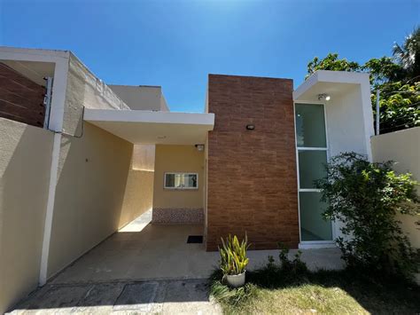 Casa na Rua Santo Amaro 906 Encantada em Eusébio por R 250 000