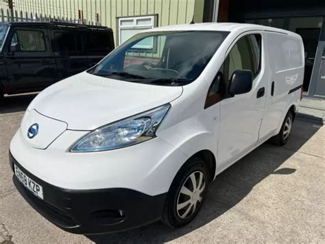 Nissan E Nv Kwh Acenta Panel Van Dr Electric Auto Swb Quick