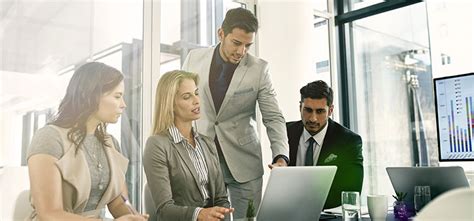 how to become a security consultant