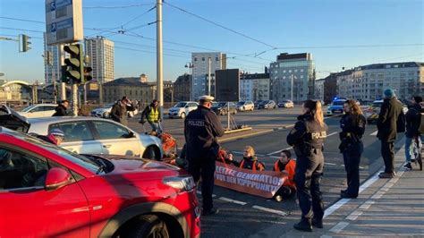 Letzte Generation hat wieder Straße in Mainz blockiert SWR Aktuell