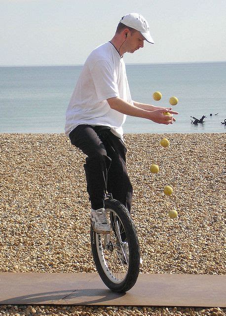 Bounce Juggling On A Unicycle Wow Unicycles Juggling Multi Tasking