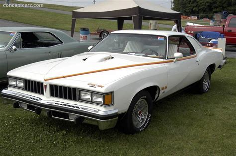 1977 Pontiac LeMans - Information and photos - MOMENTcar