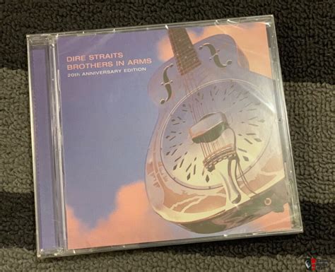Dire Straits Brothers In Arms SACD Photo #2140036 - UK Audio Mart