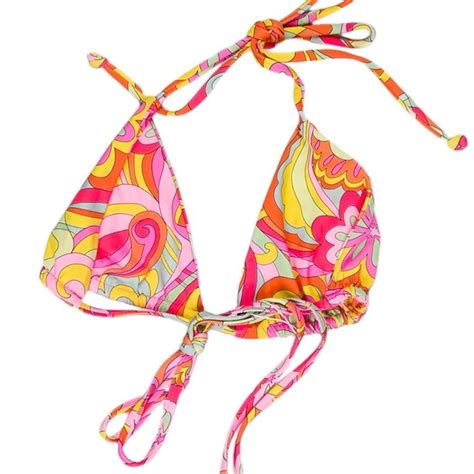 Frankies Bikini Top Floral Size M Depop