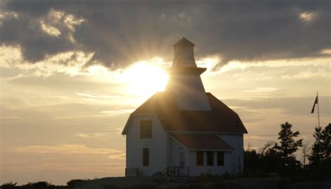 Georgian Bay Lighthouse Tour with Georgian Bay Tours