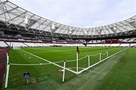 Top 10 Biggest Football Stadiums In England - Top Soccer Blog