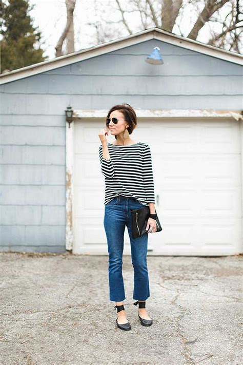 31 Types Of Shoes Wear With Bootcut Jeans 2023 - Hood MWR