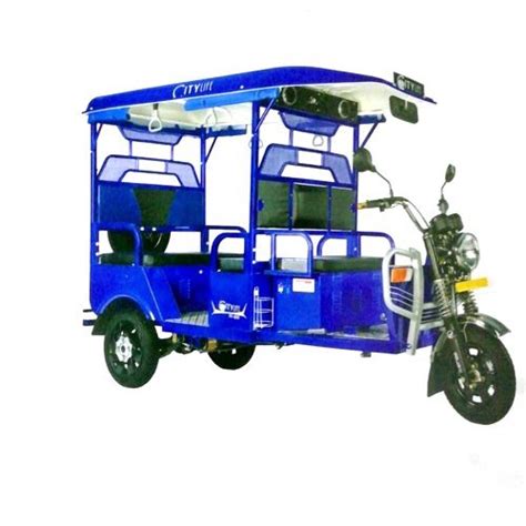 Battery Operated Blue E Rickshaw Vehicle Capacity Seater At Rs