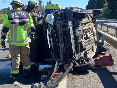 Mujer Resulta Lesionada Tras Triple Colisi N Con Volcamiento En La Ruta