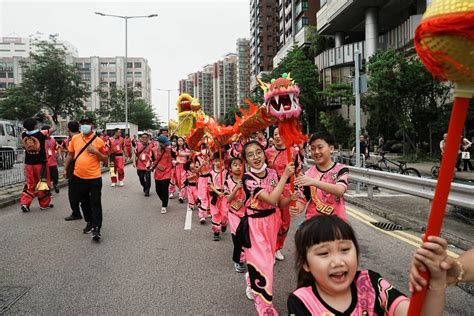 China Launches Projects to Build 'New-era' Childbearing Culture