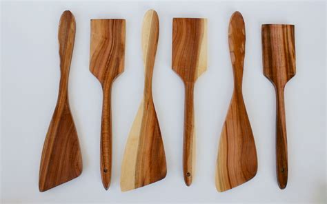 Лопатка деревянная для кухни из дерева сливы | Лес домой