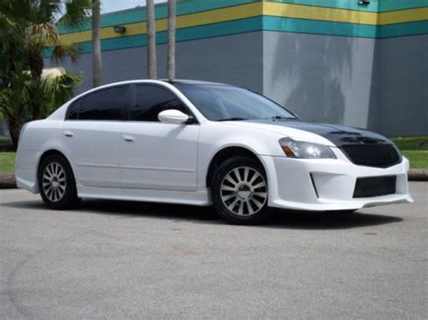 Purchase Used 2005 Nissan Altima S Manual Fully Custom Low Miles In