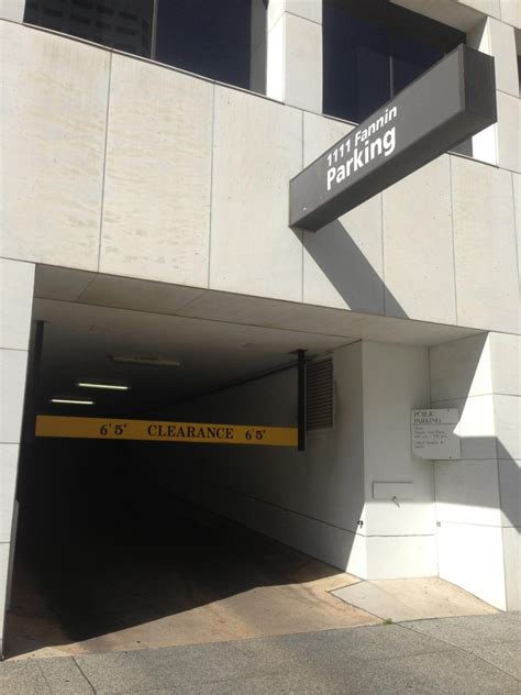 1111 Fannin Parking Garage - Parking in Houston | ParkMe