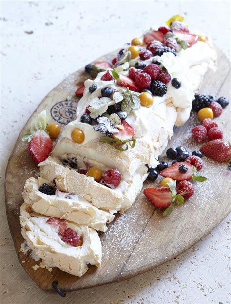 Berry Baileys Meringue Roulade Recipe Pavlova Recipe Meringue Roulade Pavlova