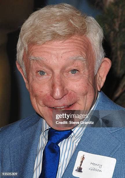 Henry Gibson Photos and Premium High Res Pictures - Getty Images