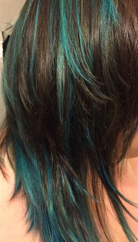 Turquoise Teal Blue Highlights Hair Love Turquoise Hair Hair Color Streaks Hair Streaks