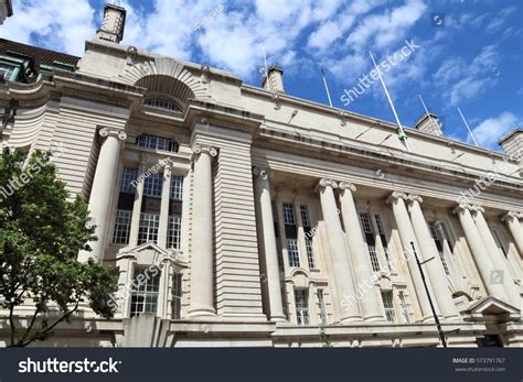 2,094 London county hall Images, Stock Photos & Vectors | Shutterstock