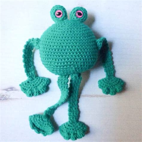 Frogs Crochet Pattern Collection - GoldenLucyCrafts