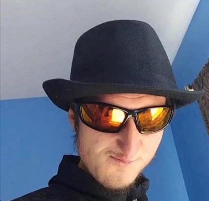 Daniel and... - Daniel Larson Wiki - lolcow.city