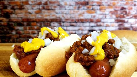 Tastee Freez Chili Dogs Copycat Recipe • Throwdown Kitchen