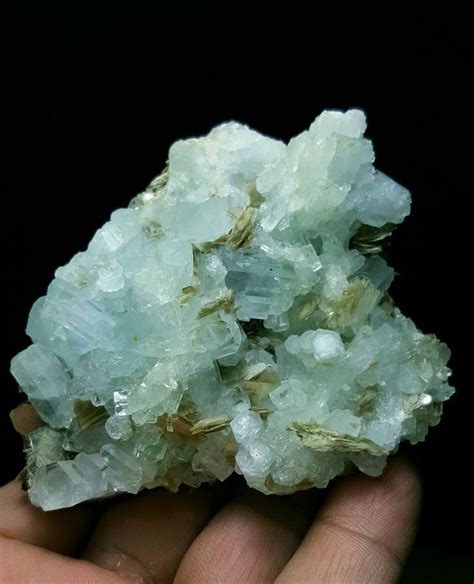 Amazing Damage Free Aquamarine Cluster With Lovely Muscovite 1045Cts P