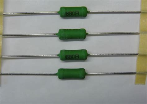Lot de 10 - resistor resistance cémentée 680 ohms 680E 680R AC03 3W 5% ...