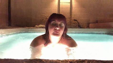 Curvy And All Natural Hot Tub Tease The Curvy Slut Next Door Clips Sale