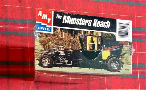 Munsters model car kit | EstateSales.org