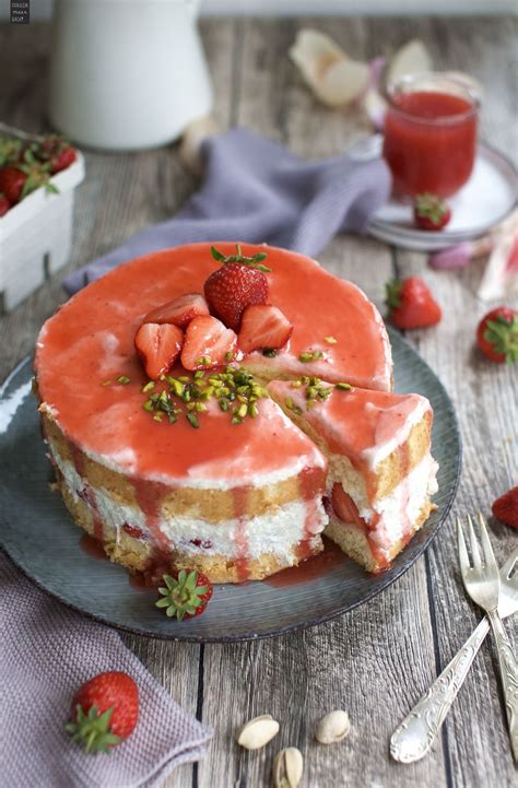 Erdbeer Biskuit Torte Mit Joghurt Fr Ulein Meer Backt Rezept