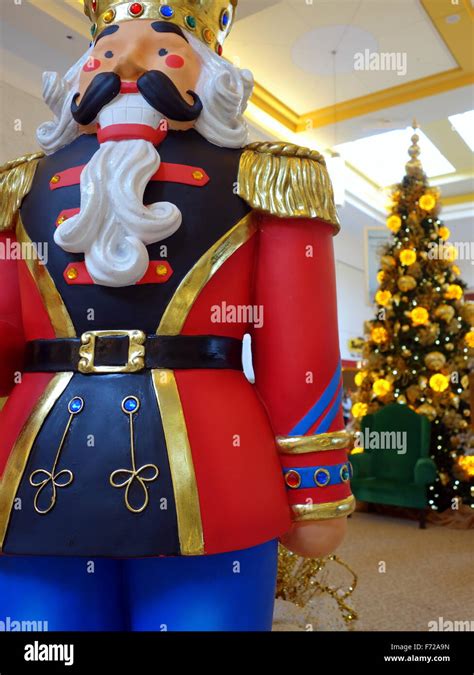 Gold Nutcracker Hi Res Stock Photography And Images Alamy