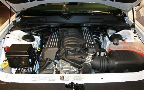 Dodge Challenger 392 Engine