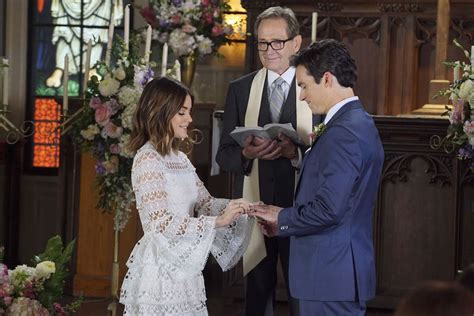 ‘Pretty Little Liars’ Series Finale Photos — Spoilers, Pics From Set ...