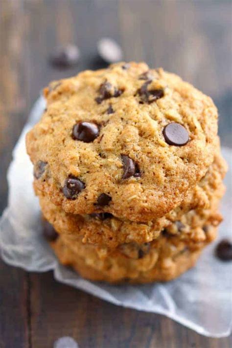 Toasted Coconut Chocolate Chip Oatmeal Cookies The Pretty Bee