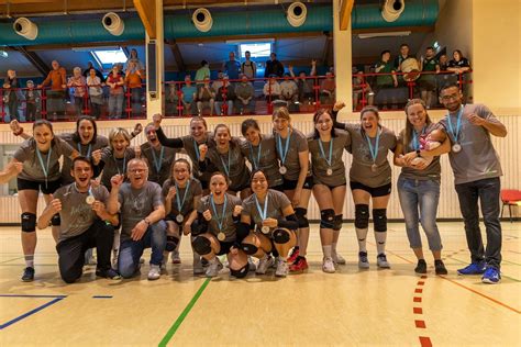 Volleyball Sterne Strahlen Am Brand Erbisdorfer Himmel