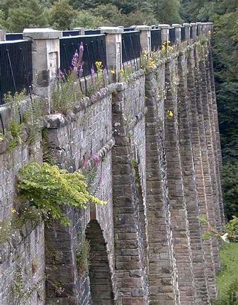 Slippery When Wet The Uks Top 10 Navigable Aqueducts Weburbanist