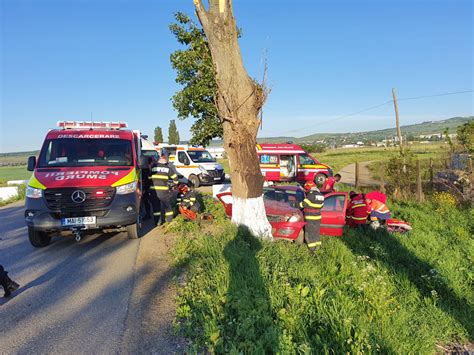 FOTO Grav accident de circulație în județul Iași O femeie a murit