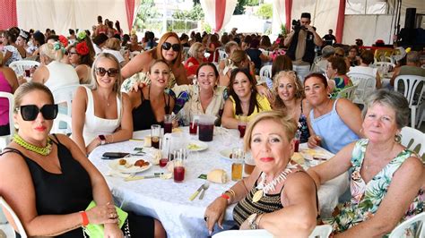 El Día de la Mujer de la Feria de la Estación llena de risas y