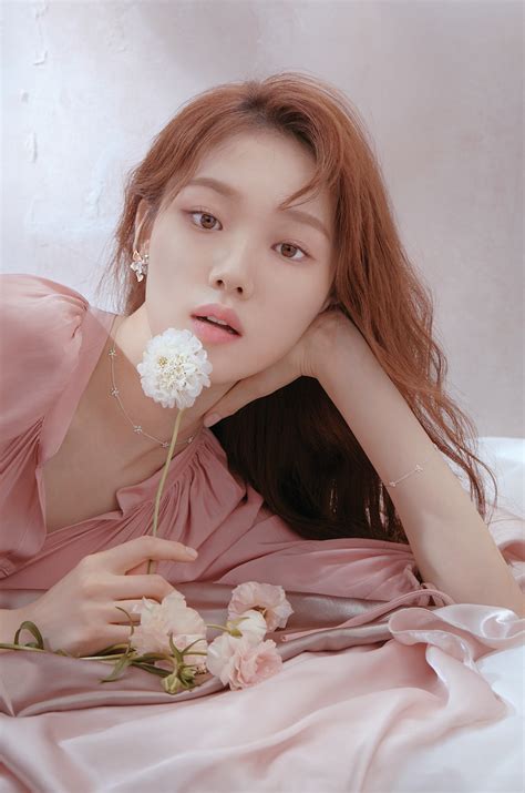 Lee Sung Kyung Profile And Facts Updated Kpop Profiles