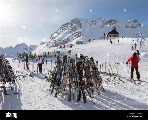 Germany’s most beautiful ski resort, Zugspitze glacier ski resort ...